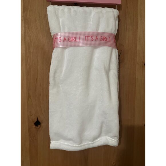 Logan & Lilly Born in 2026 White Baby Blanket with Pink Embroidery 30"x40" NWT - Picture 3 of 4